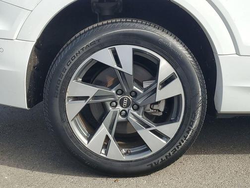 2021 Audi e-tron Premium