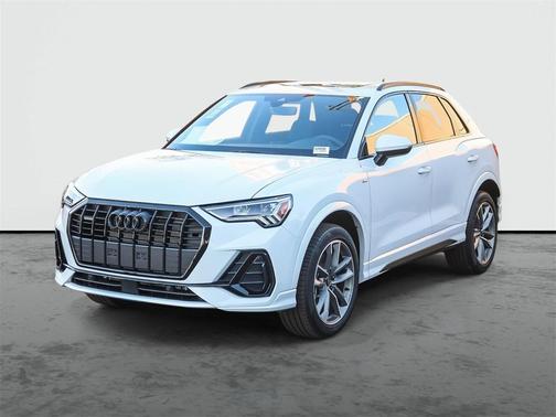 2025 Audi Q3 Premium 45 TFSI S line quattro Tiptronic