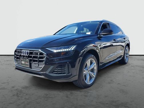 2023 Audi Q8 55 Premium Plus