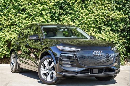 2025 Audi Q6 e-tron Premium Plus quattro