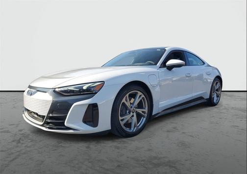 2024 Audi e-tron GT Premium Plus quattro