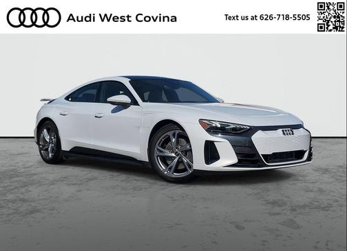 2024 Audi e-tron GT Premium Plus quattro