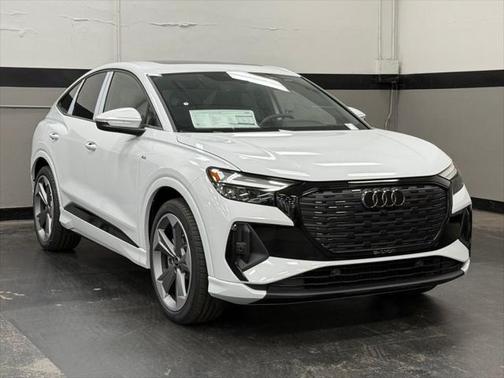2025 Audi Q4 e-tron Sportback Premium Plus 55 quattro