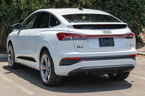 2025 Audi Q4 e-tron Sportback Premium Plus 55 quattro