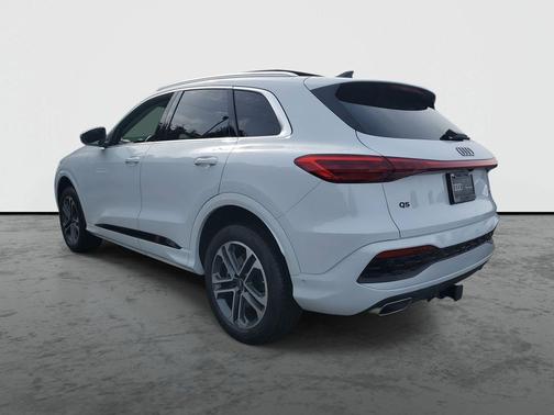 2025 Audi Q5 Premium TFSI quattro S tronic