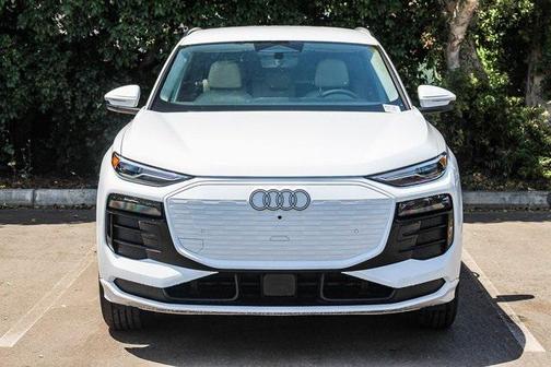 2025 Audi Q6 e-tron Premium