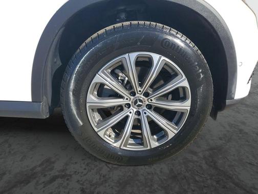 2024 Mercedes-Benz GLC 300 Base