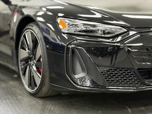 2025 Audi S e-tron GT Premium Plus