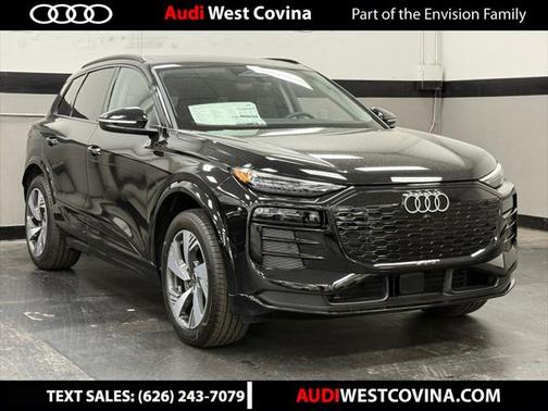 2025 Audi Q6 e-tron Premium Plus quattro