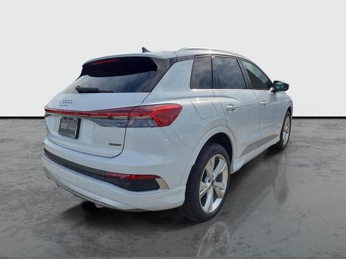 2023 Audi Q4 e-tron Prestige 50 quattro
