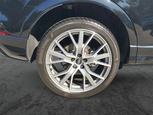 2025 Audi Q3 45 S line Premium Plus