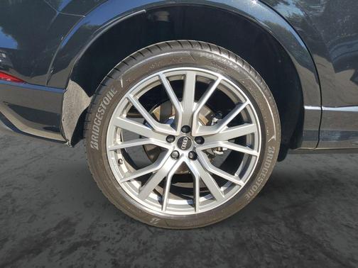 2025 Audi Q3 45 S line Premium Plus