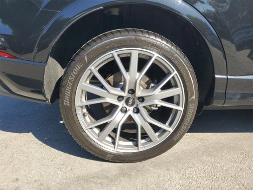 2025 Audi Q3 45 S line Premium Plus