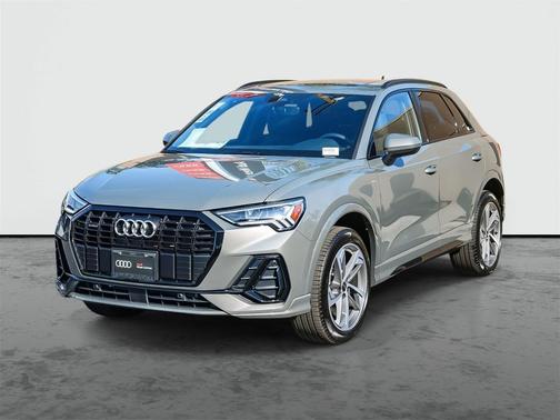 2025 Audi Q3 Premium 45 TFSI S line quattro Tiptronic