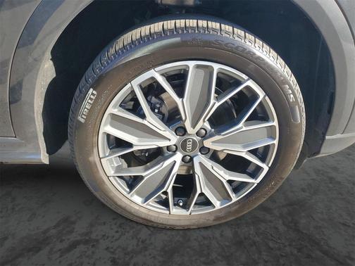 2025 Audi Q5 Premium Plus TFSI quattro S tronic