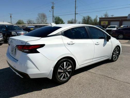 Aspen White 2020 Nissan Versa 1.6 SV