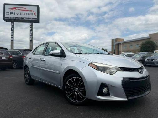 Silver 2014 Toyota Corolla S Plus