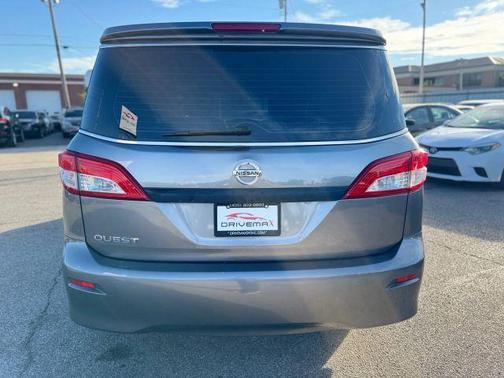2015 Nissan Quest S