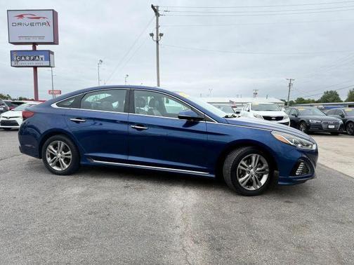 Lakeside Blue 2018 Hyundai SONATA Sport