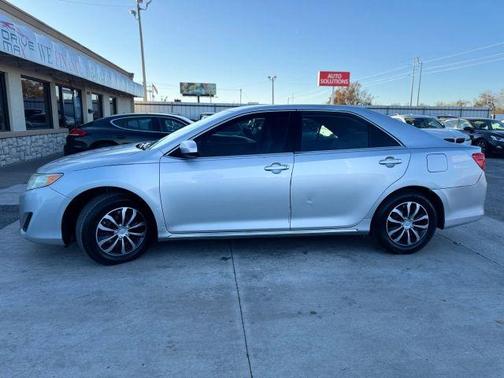 2012 Toyota Camry LE