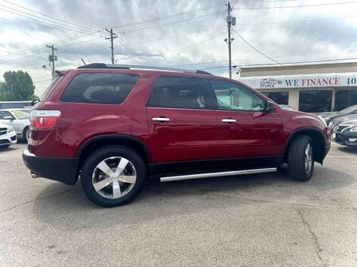 2011 GMC Acadia SLE