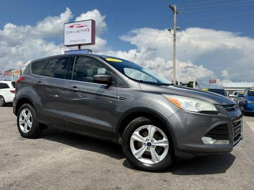 Gray 2014 Ford Escape SE