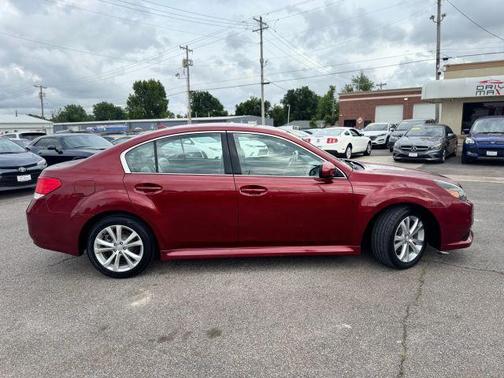 2013 Subaru Legacy 2.5i Limited