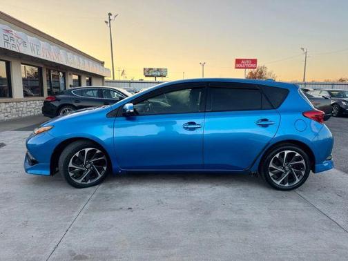 2016 Scion iM Base