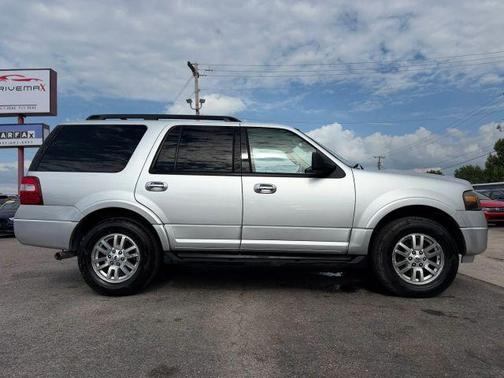 Silver 2012 Ford Expedition XLT