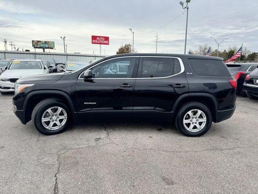 2017 GMC Acadia SLE-1
