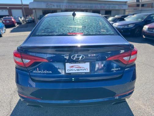 2016 Hyundai SONATA Sport