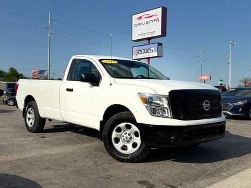 Glacier White 2019 Nissan Titan S