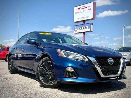 Gray 2019 Nissan Altima 2.5 S