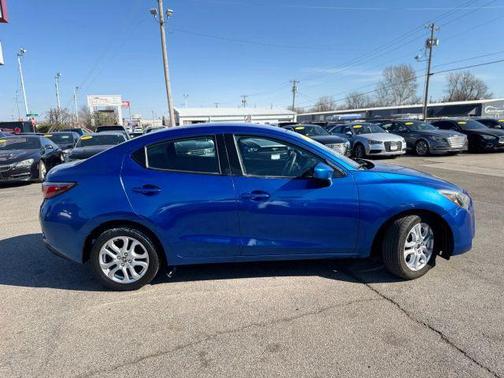 2017 Toyota Yaris iA Base