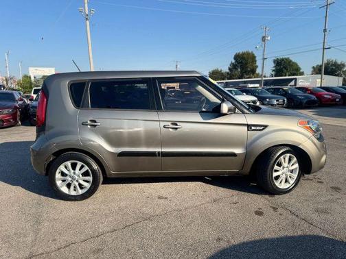 2013 Kia Soul Base