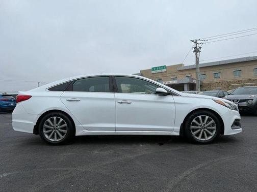 Quartz White Pearl 2017 Hyundai SONATA Limited