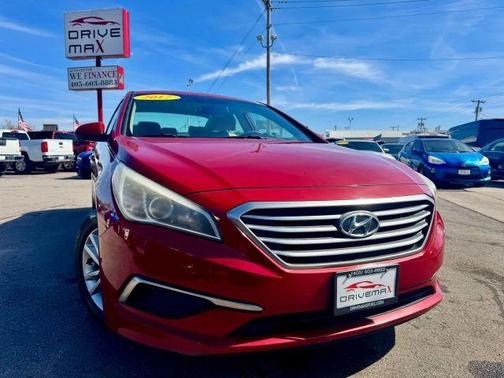 2017 Hyundai SONATA SE