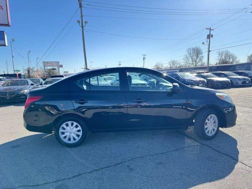 2013 Nissan Versa 1.6 S