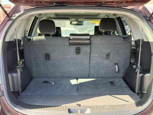Black 2011 Kia Sorento