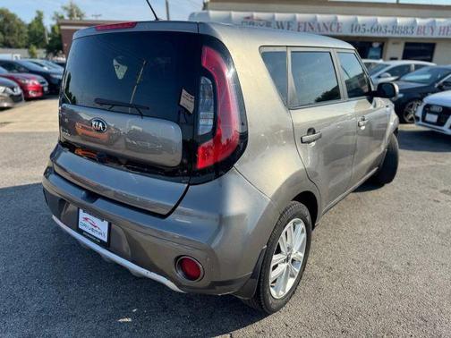 2017 Kia Soul +