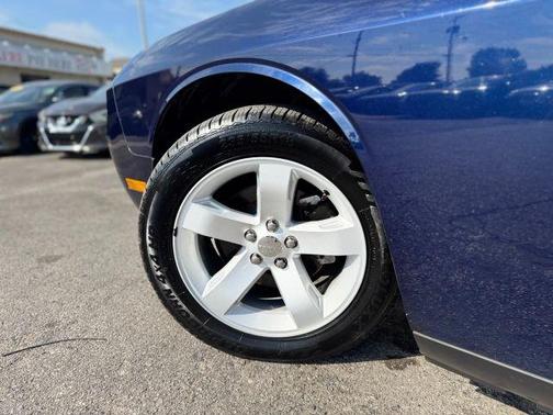 2014 Dodge Challenger SXT