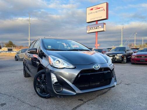 2016 Toyota Prius c Two