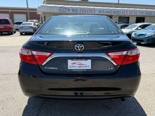 Black 2017 Toyota Camry LE