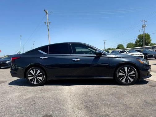 Gray 2020 Nissan Altima 2.5 SV