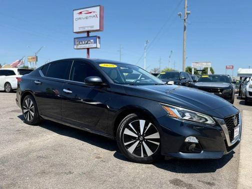 Gray 2020 Nissan Altima 2.5 SV