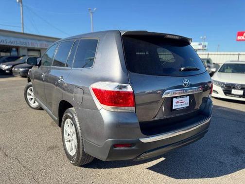 2013 Toyota Highlander Base Plus