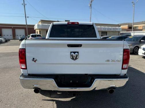 2018 RAM 1500 SLT