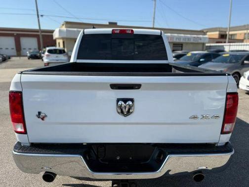 2018 RAM 1500 SLT