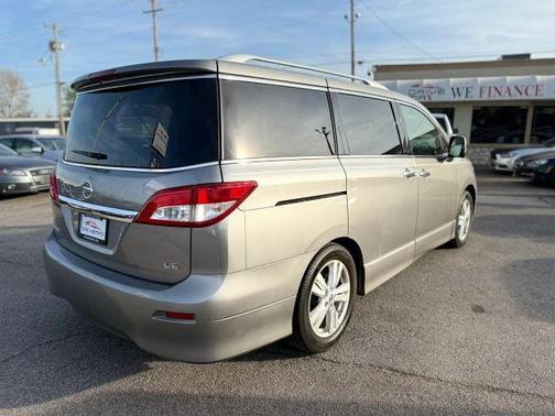2013 Nissan Quest LE