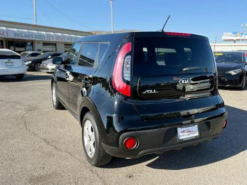 2018 Kia Soul Base